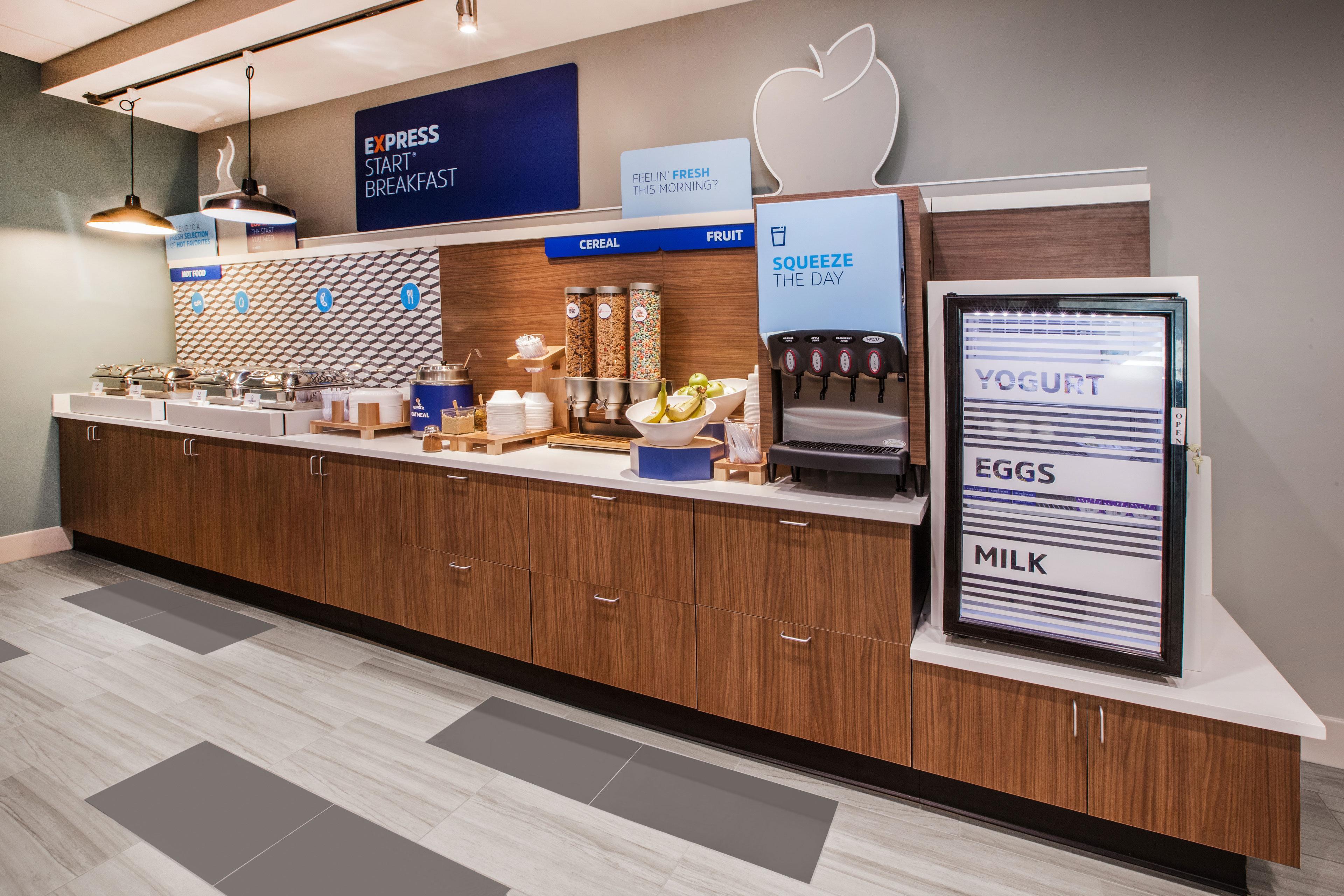 Holiday Inn Express Crestwood By Ihg Exteriér fotografie