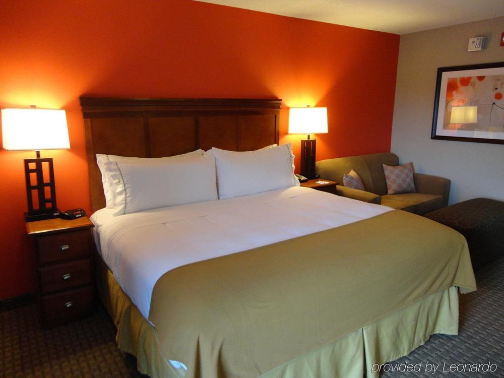 Holiday Inn Express Crestwood By Ihg Exteriér fotografie
