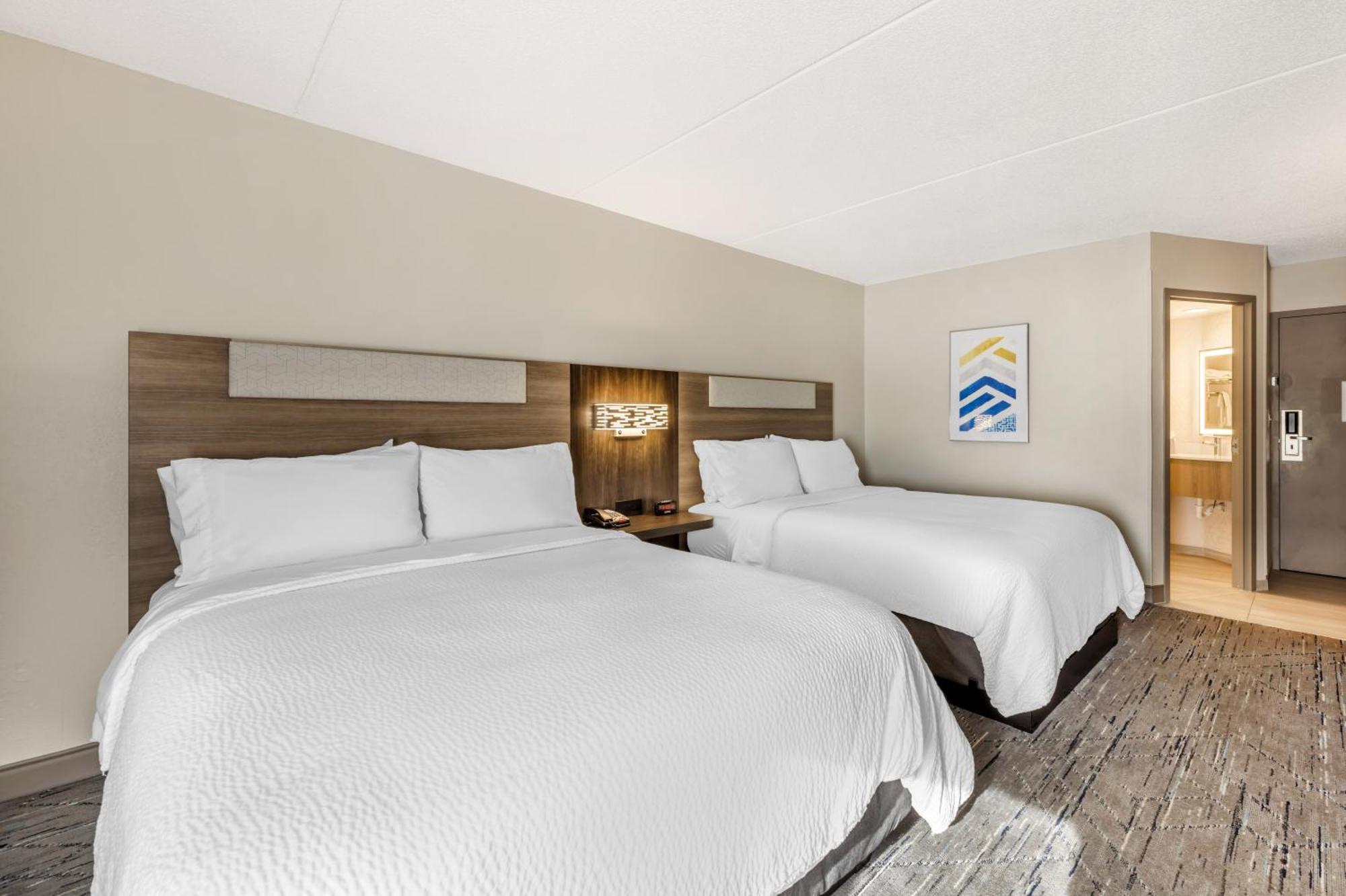 Holiday Inn Express Crestwood By Ihg Exteriér fotografie